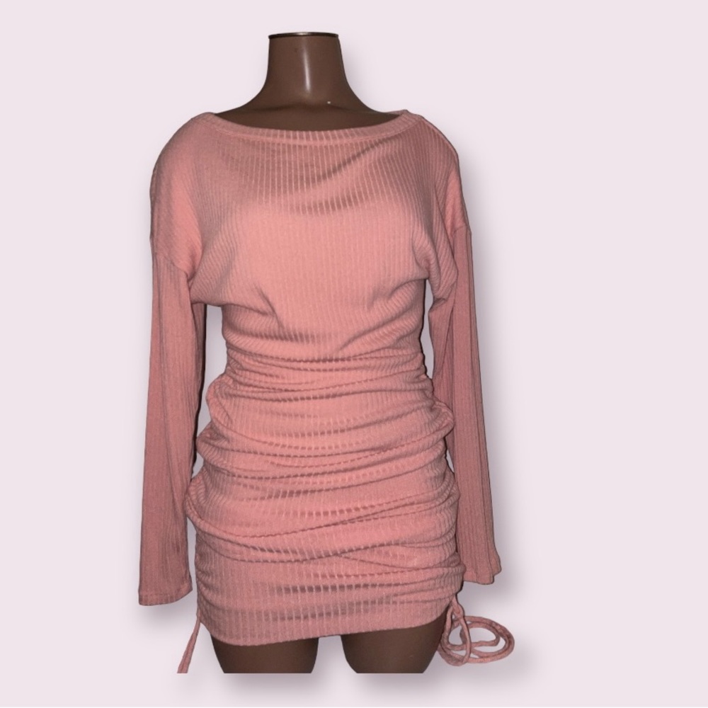 MINI PINK SWEATER DRESS